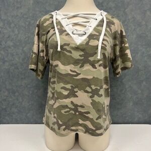 Blue Buttercup‎ Camo T-Shirt Lace-Up V-Neck Short Sleeve Top